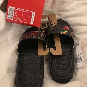 NILE SLIDES